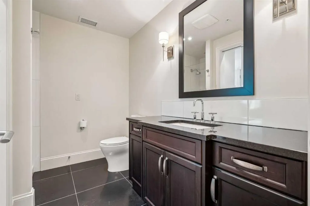 211 Quarry Way SE, #103