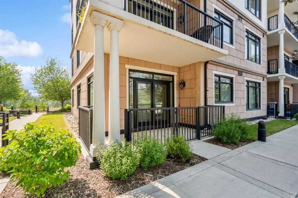 211 Quarry Way SE, #103