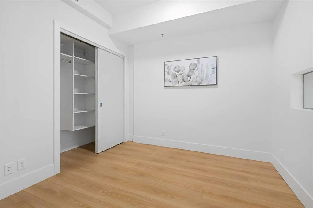 1087 2 Avenue NW, #310
