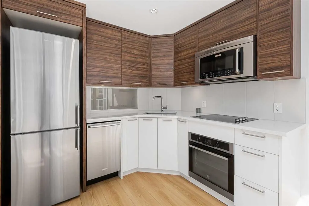 1087 2 Avenue NW, #310