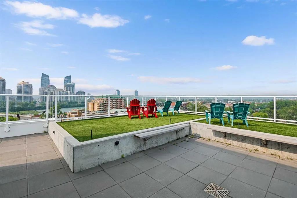1087 2 Avenue NW, #310