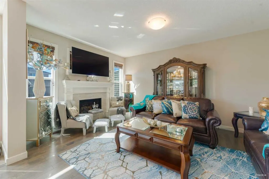 169 Redstone Common NE