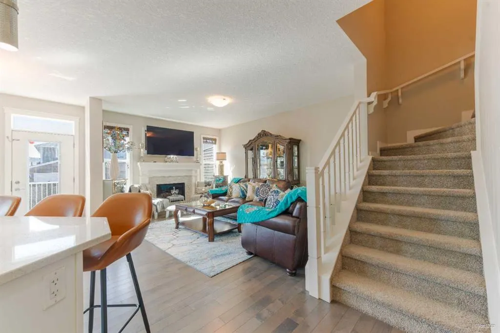 169 Redstone Common NE