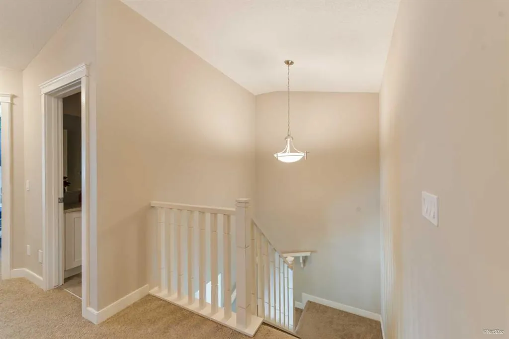 169 Redstone Common NE