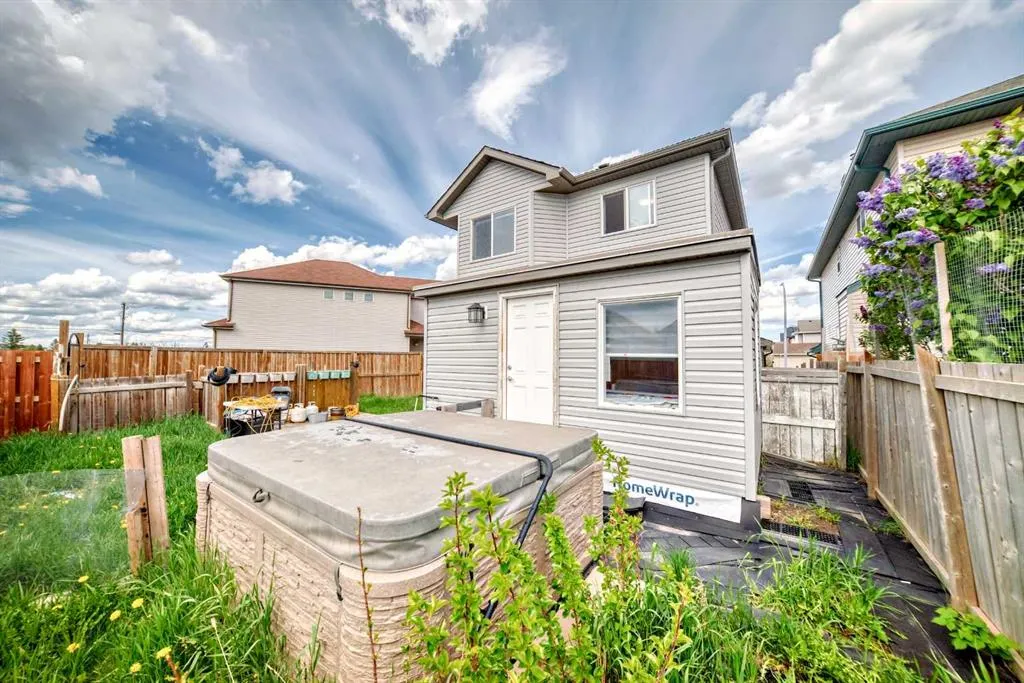 39 Martha's Meadow Close NE