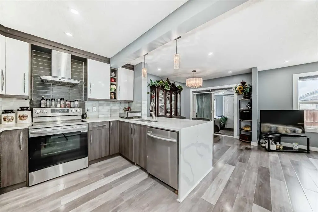 39 Martha's Meadow Close NE