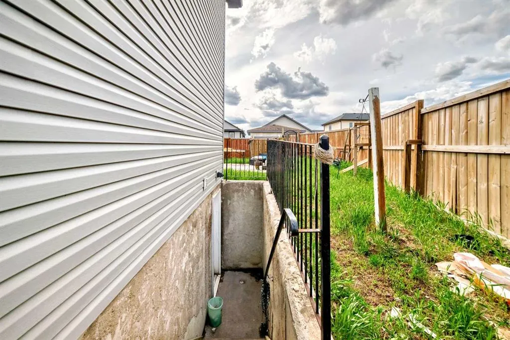 39 Martha's Meadow Close NE