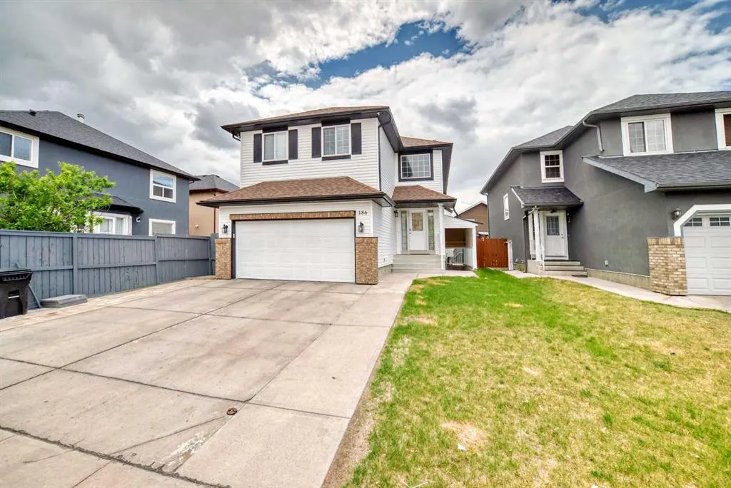186 Saddleland Crescent NE