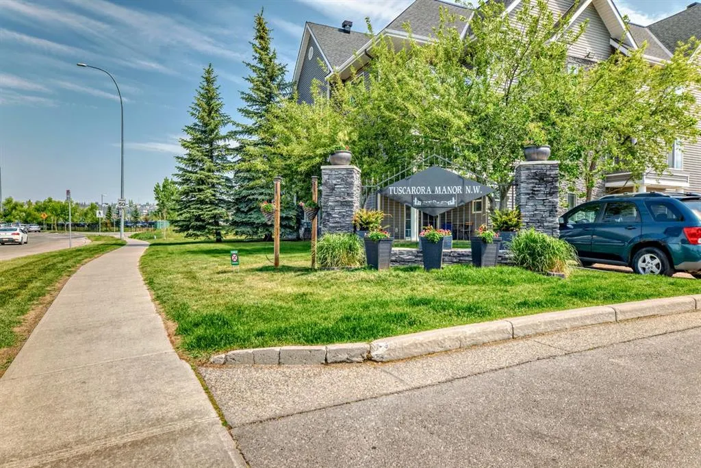 3308 Tuscarora Manor NW