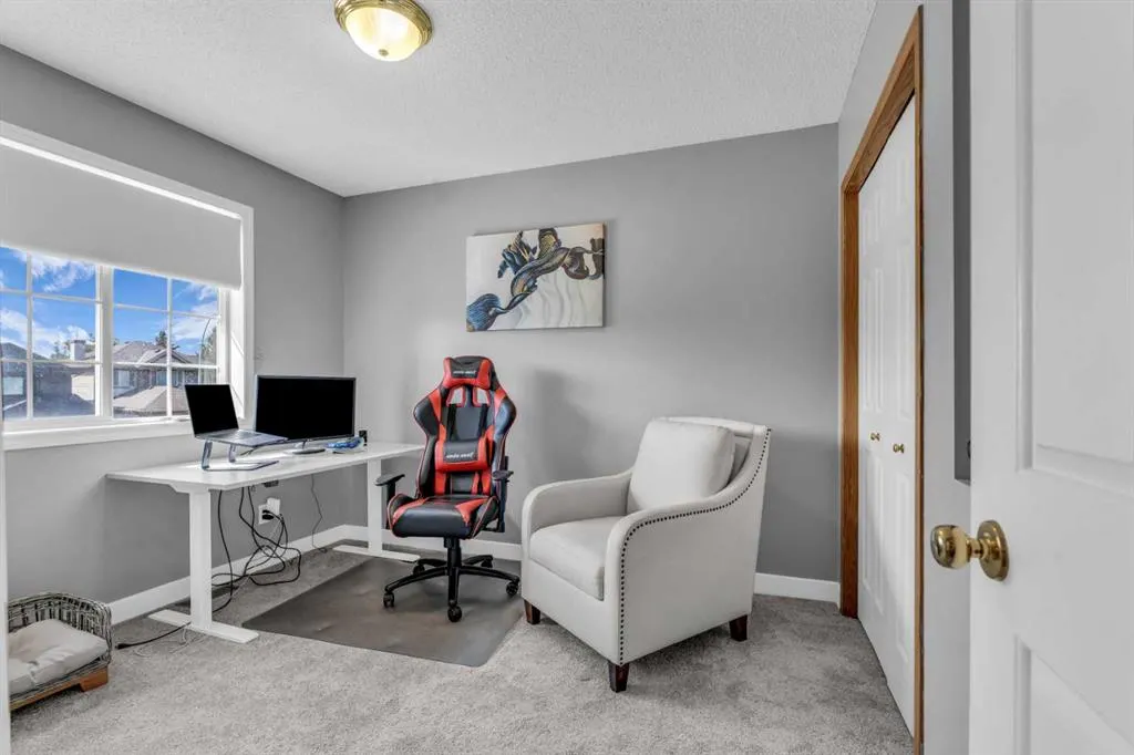 18562 Chaparral Manor SE