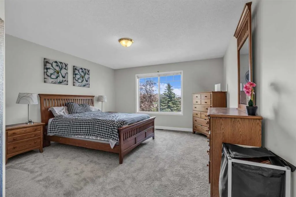 18562 Chaparral Manor SE