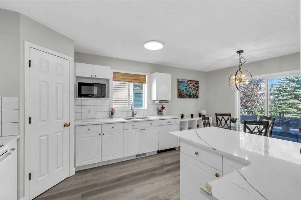 18562 Chaparral Manor SE