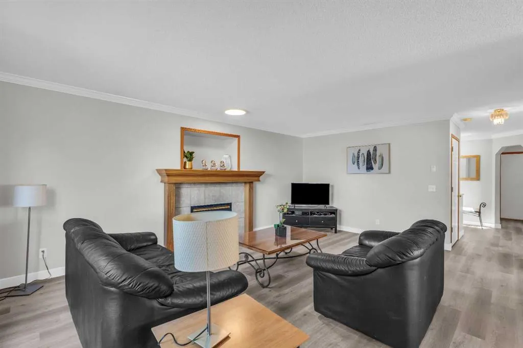 18562 Chaparral Manor SE