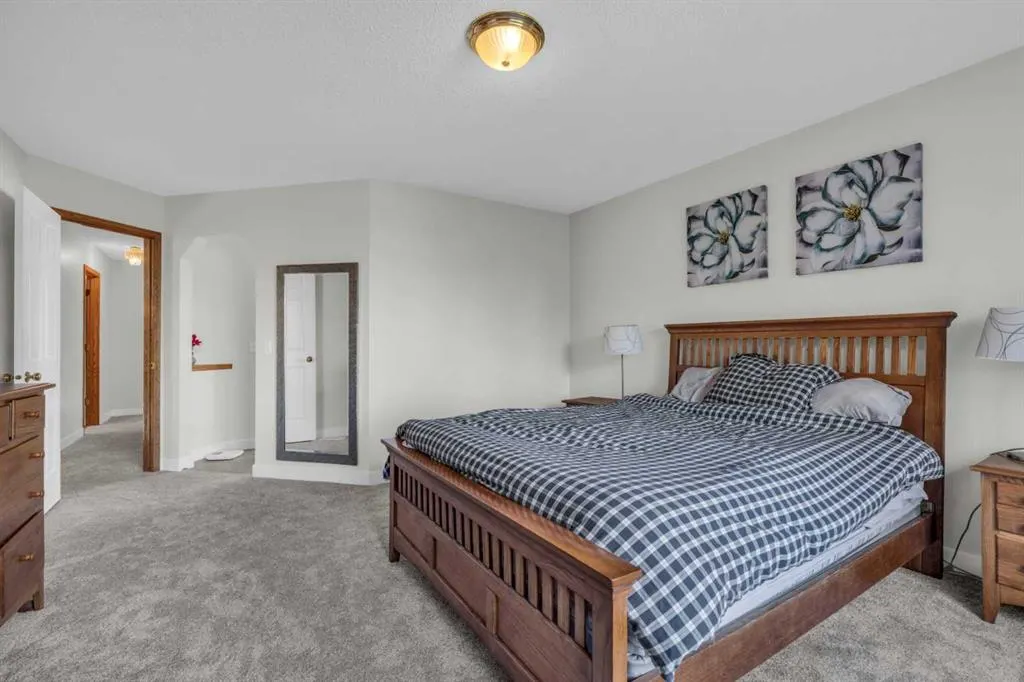 18562 Chaparral Manor SE