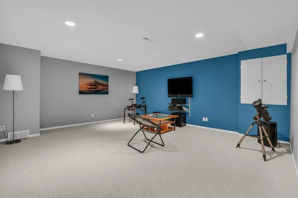 18562 Chaparral Manor SE