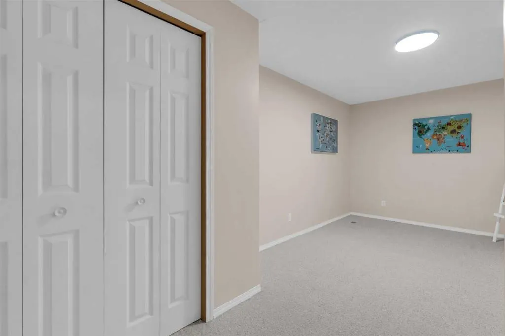 18562 Chaparral Manor SE
