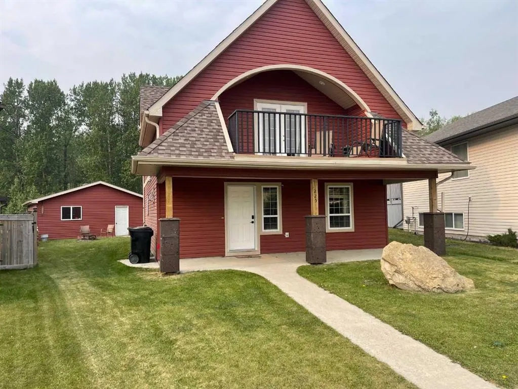 225 Valarosa Place