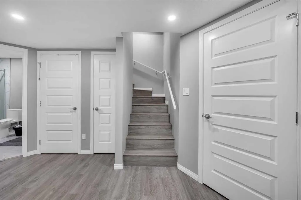 145 Corner Ridge Mews NE