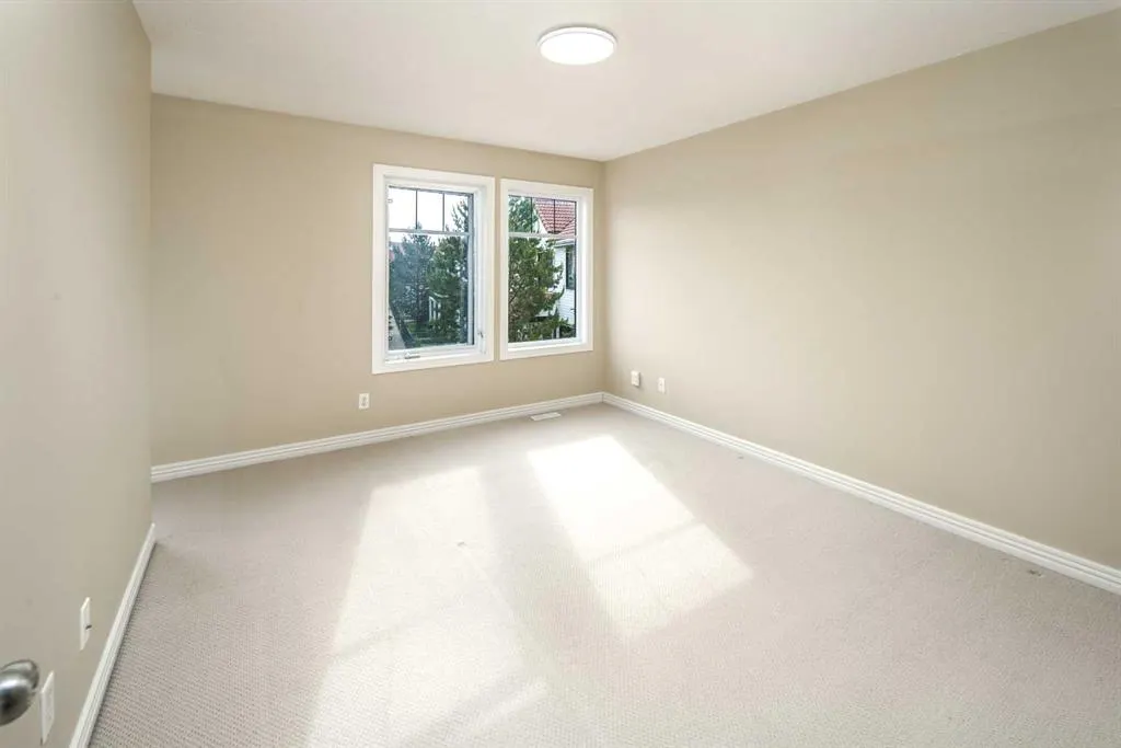 44 Royal Oak Lane NW
