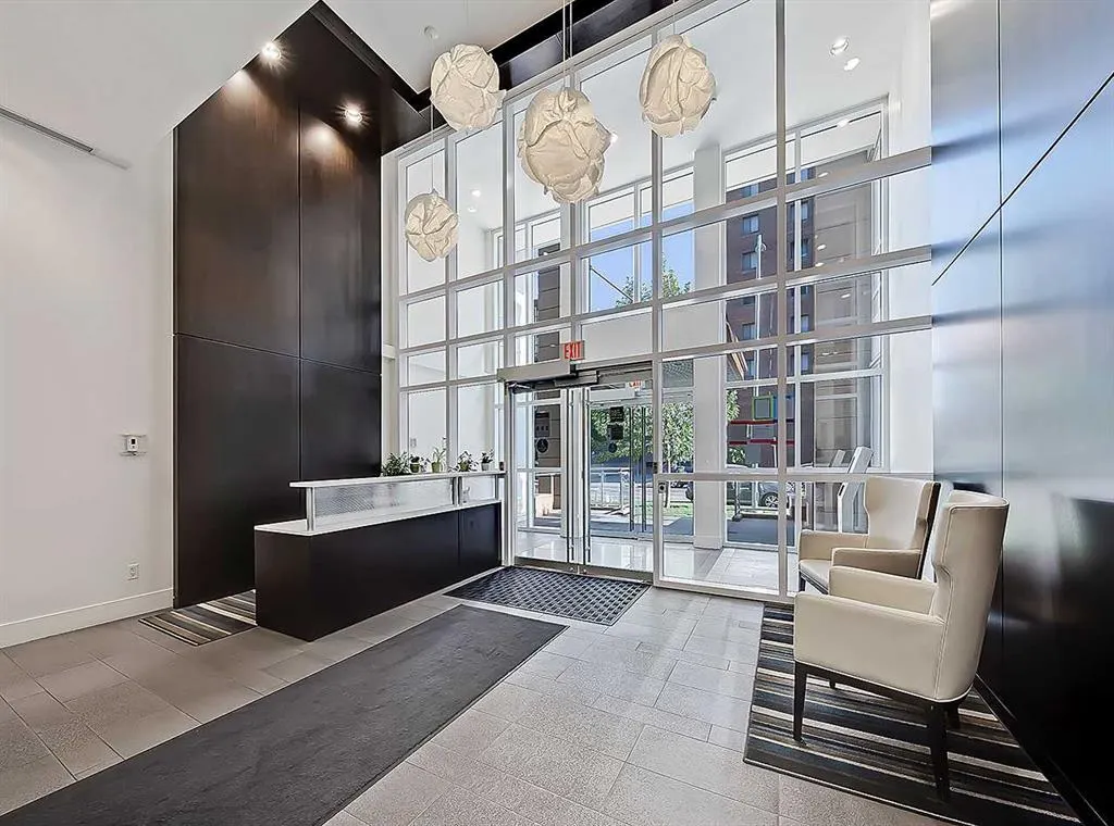 626 14 Avenue SW, #205