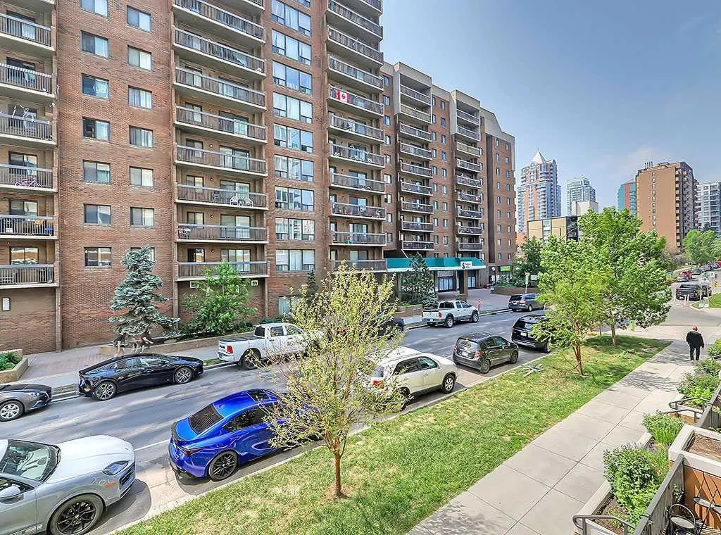 626 14 Avenue SW, #205