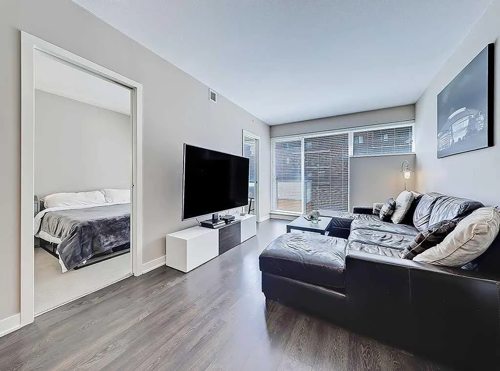 626 14 Avenue SW, #205