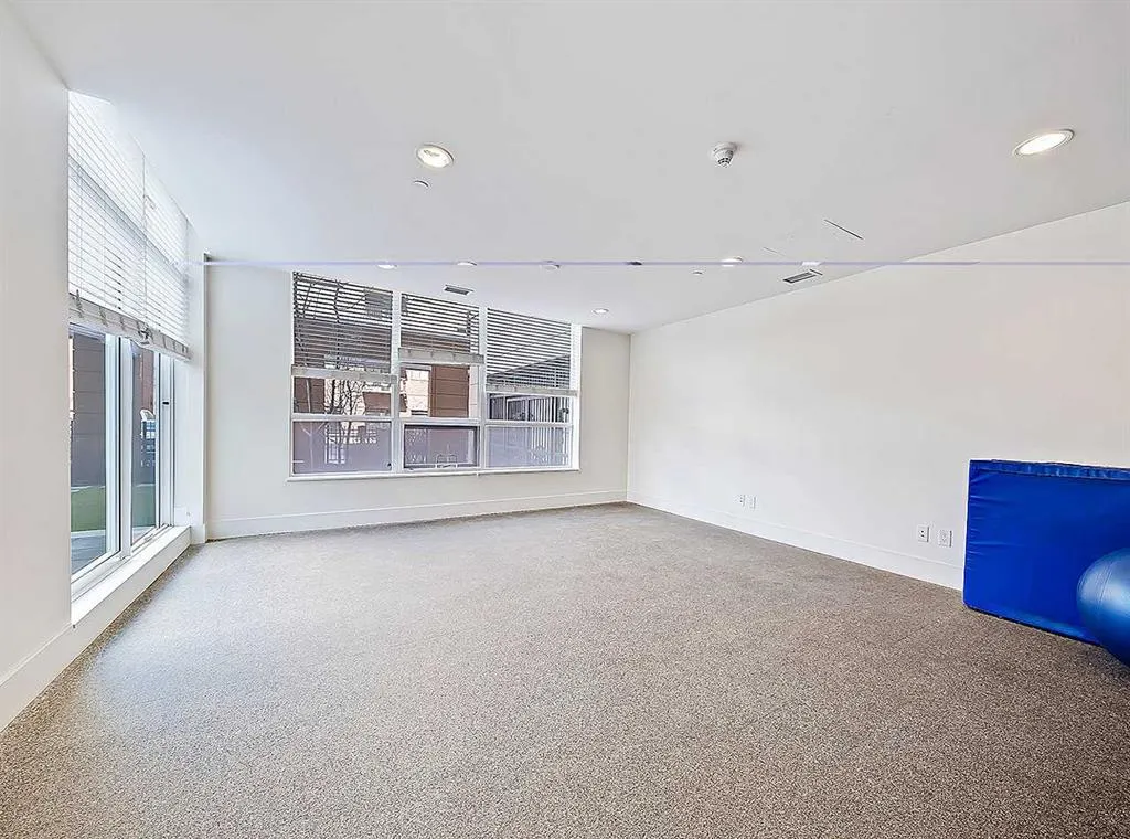 626 14 Avenue SW, #205