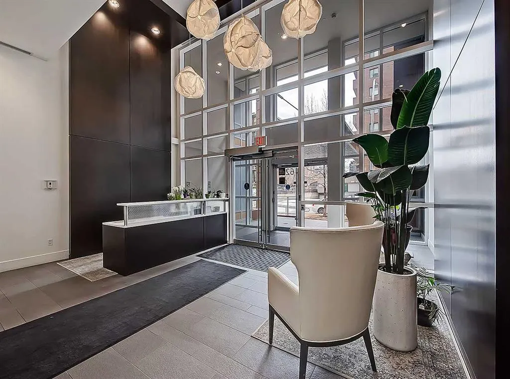 626 14 Avenue SW, #205