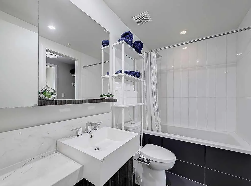 626 14 Avenue SW, #205
