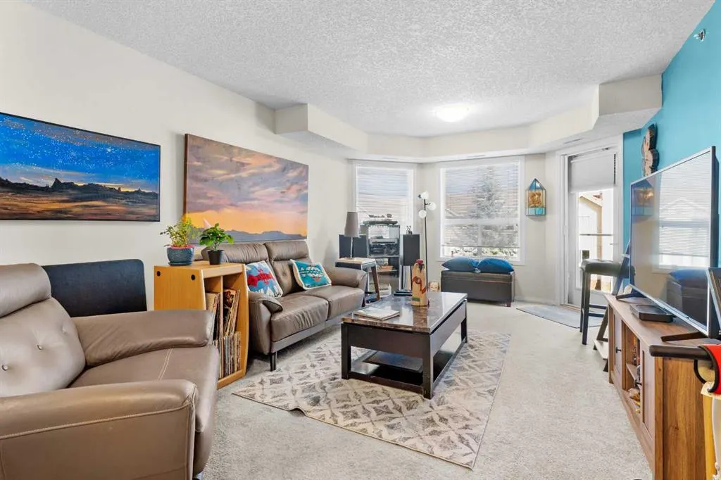 1818 Simcoe Boulevard SW, #2327