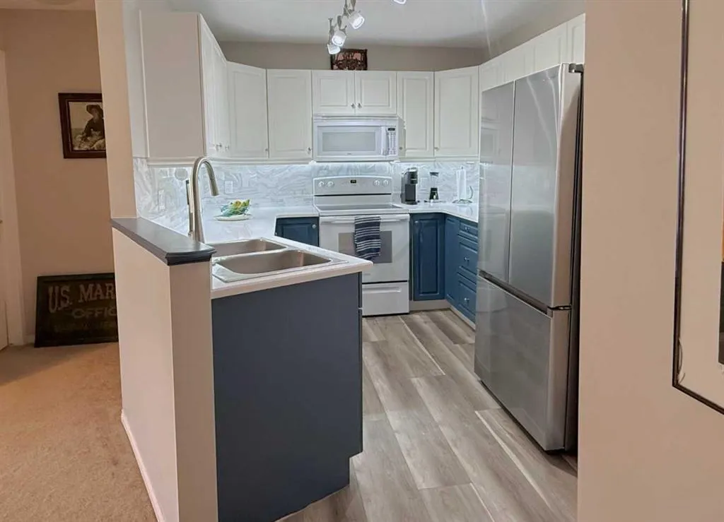 1818 Simcoe Boulevard SW, #2327