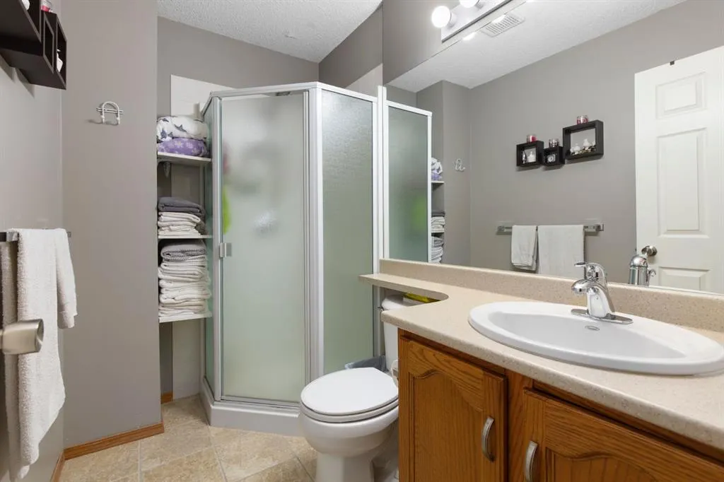 3 Sheep River Crescent