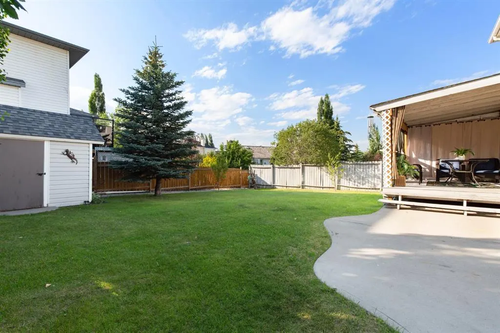 3 Sheep River Crescent