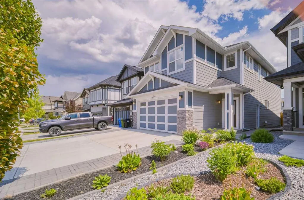 53 Magnolia Terrace SE
