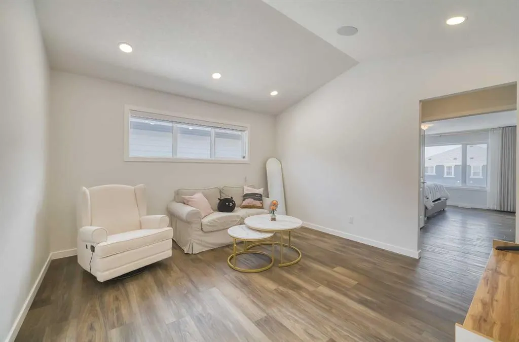 53 Magnolia Terrace SE