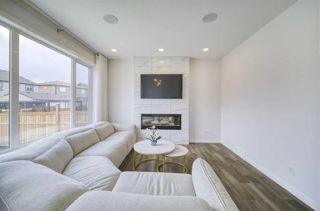 53 Magnolia Terrace SE