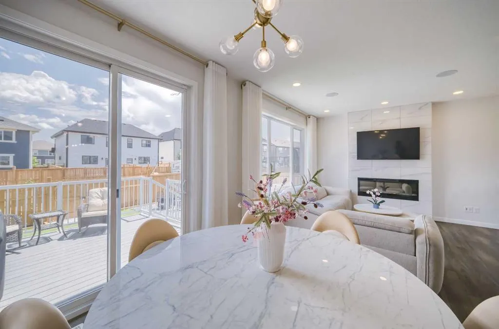 53 Magnolia Terrace SE
