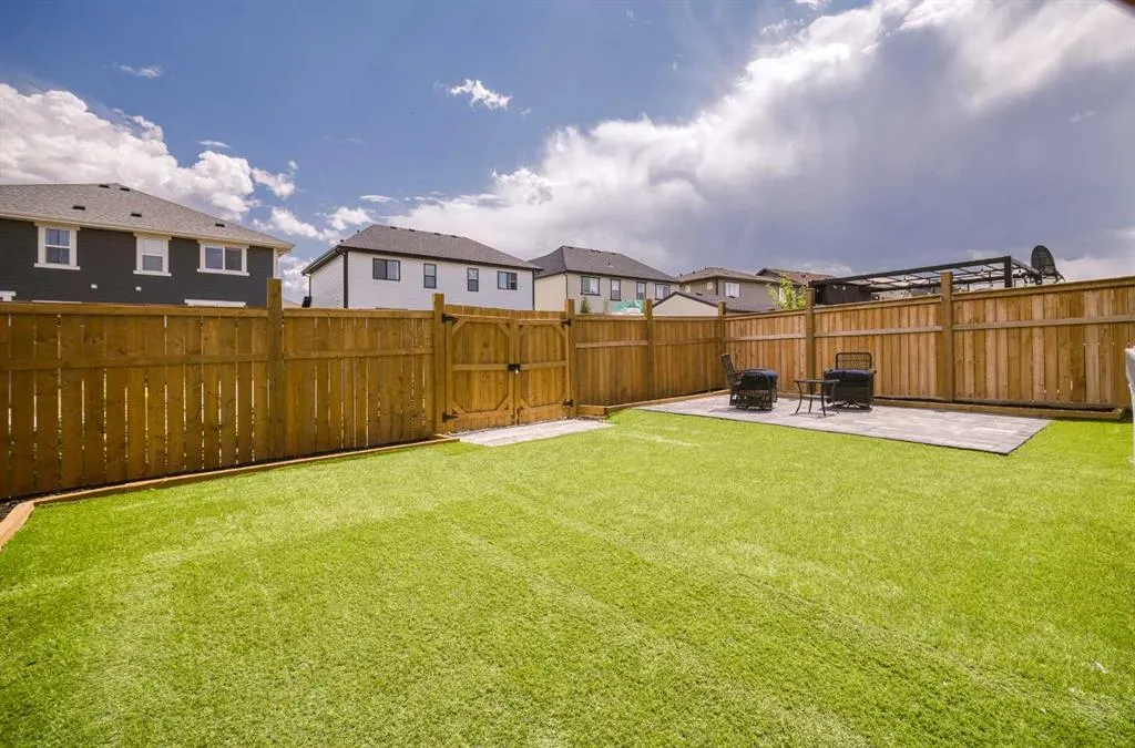 53 Magnolia Terrace SE
