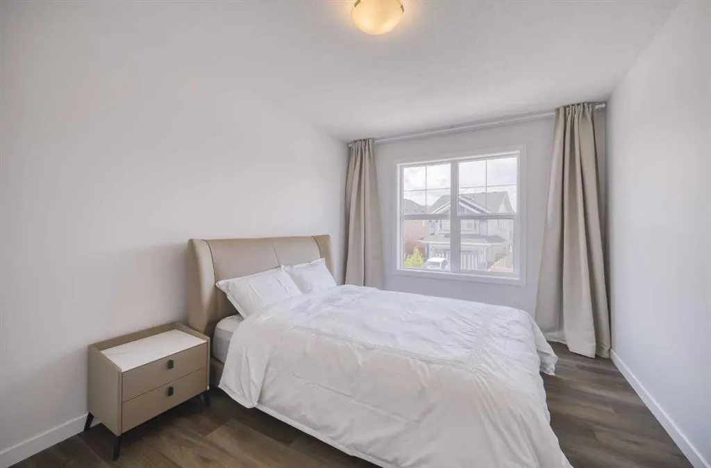 53 Magnolia Terrace SE
