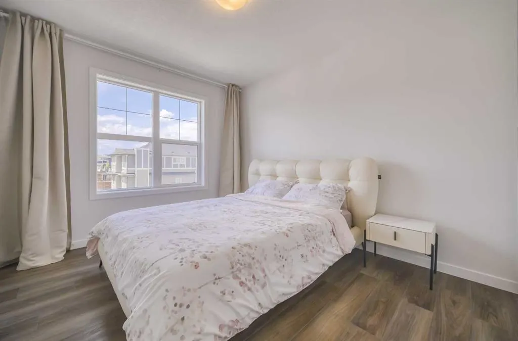 53 Magnolia Terrace SE