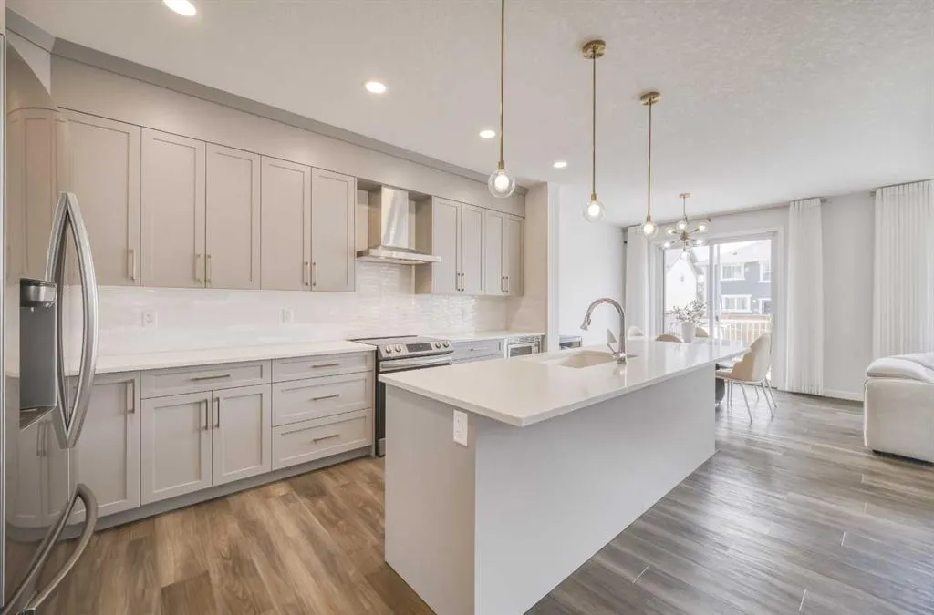 53 Magnolia Terrace SE
