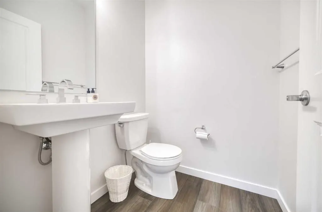 53 Magnolia Terrace SE