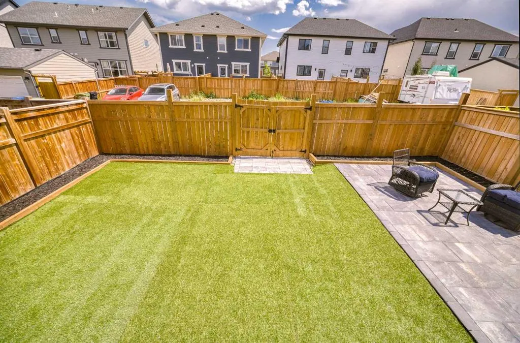 53 Magnolia Terrace SE