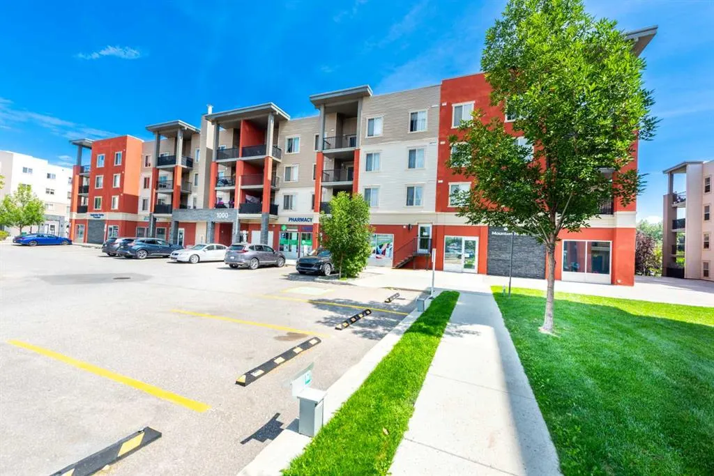 403 Mackenzie Way SW, #4210