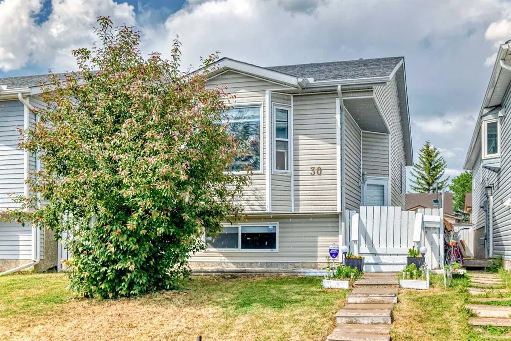30 Falmere Way NE