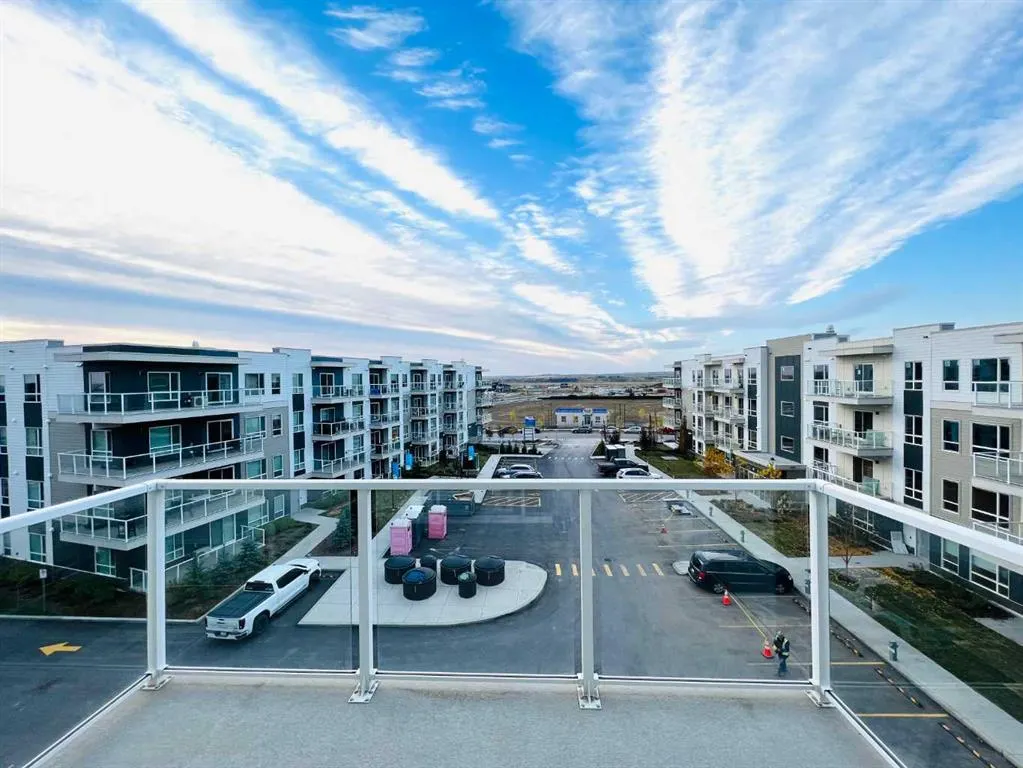220 Seton Grove SE, #2401