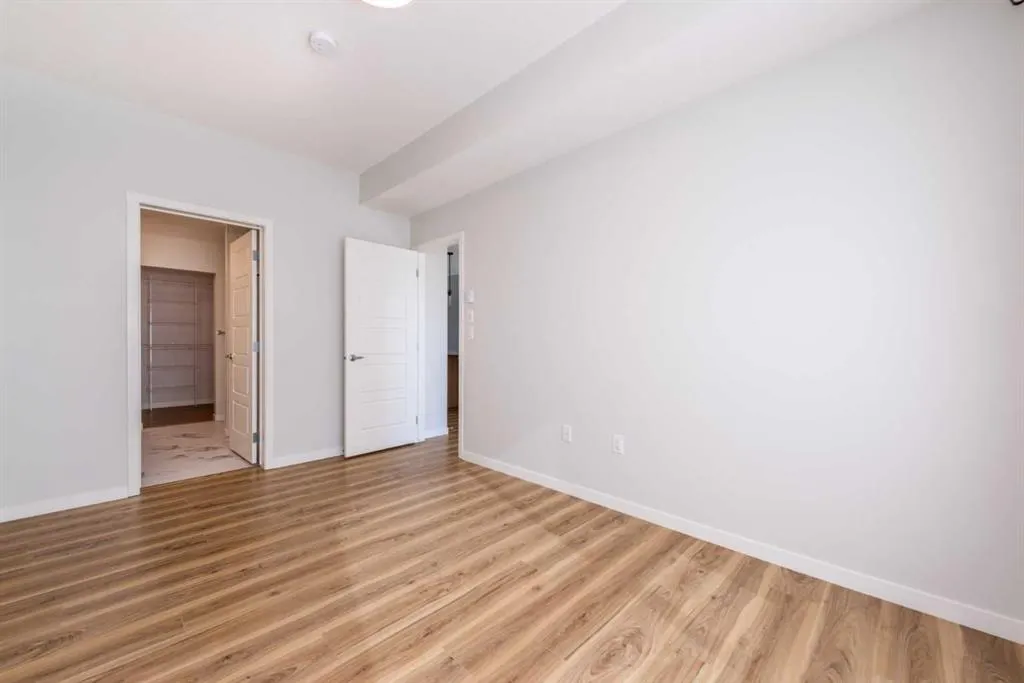 220 Seton Grove SE, #2401