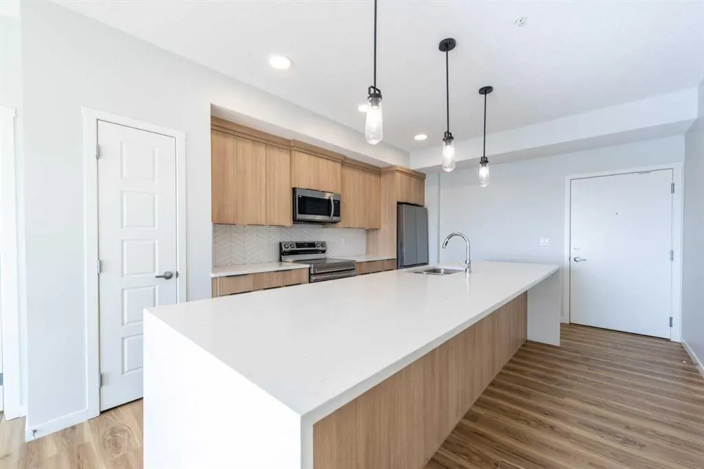 220 Seton Grove SE, #2401