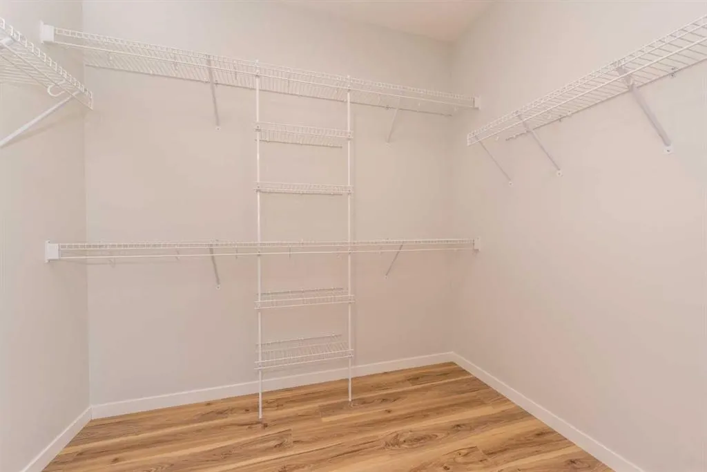 220 Seton Grove SE, #2401