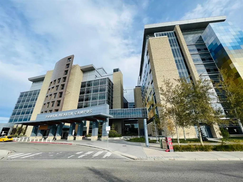 220 Seton Grove SE, #2401